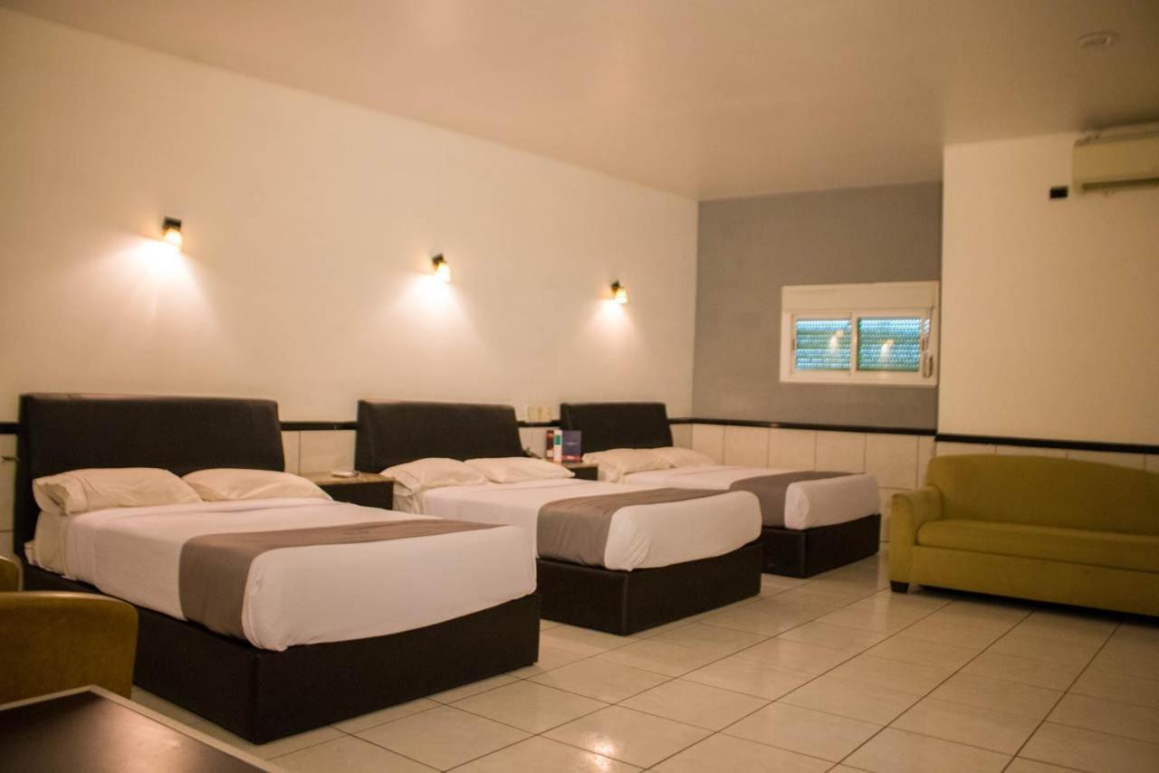 Hotel Maioris El Diez 쿨리아칸 외부 사진