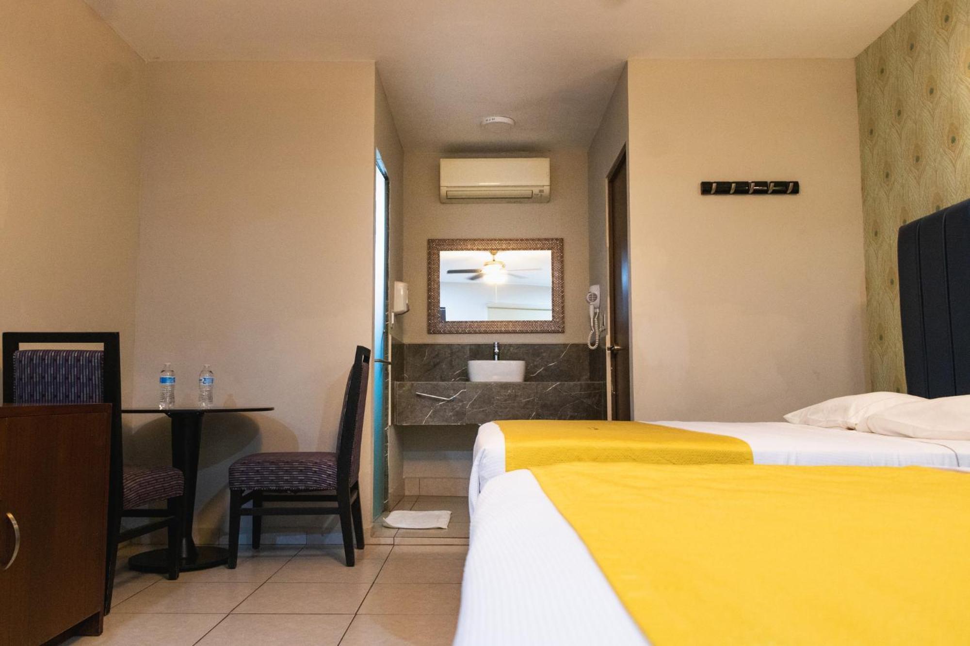 Hotel Maioris El Diez 쿨리아칸 외부 사진
