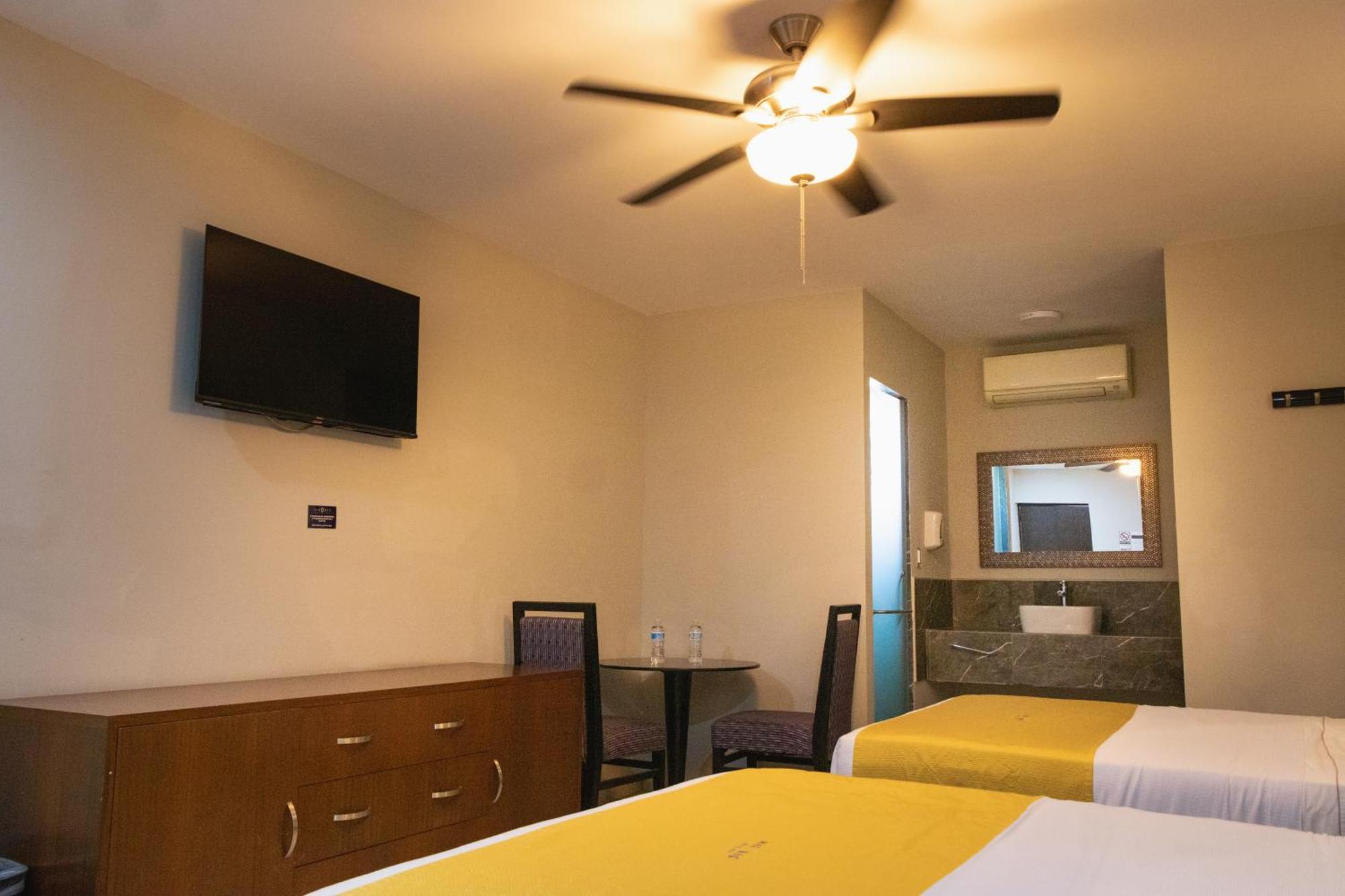 Hotel Maioris El Diez 쿨리아칸 외부 사진