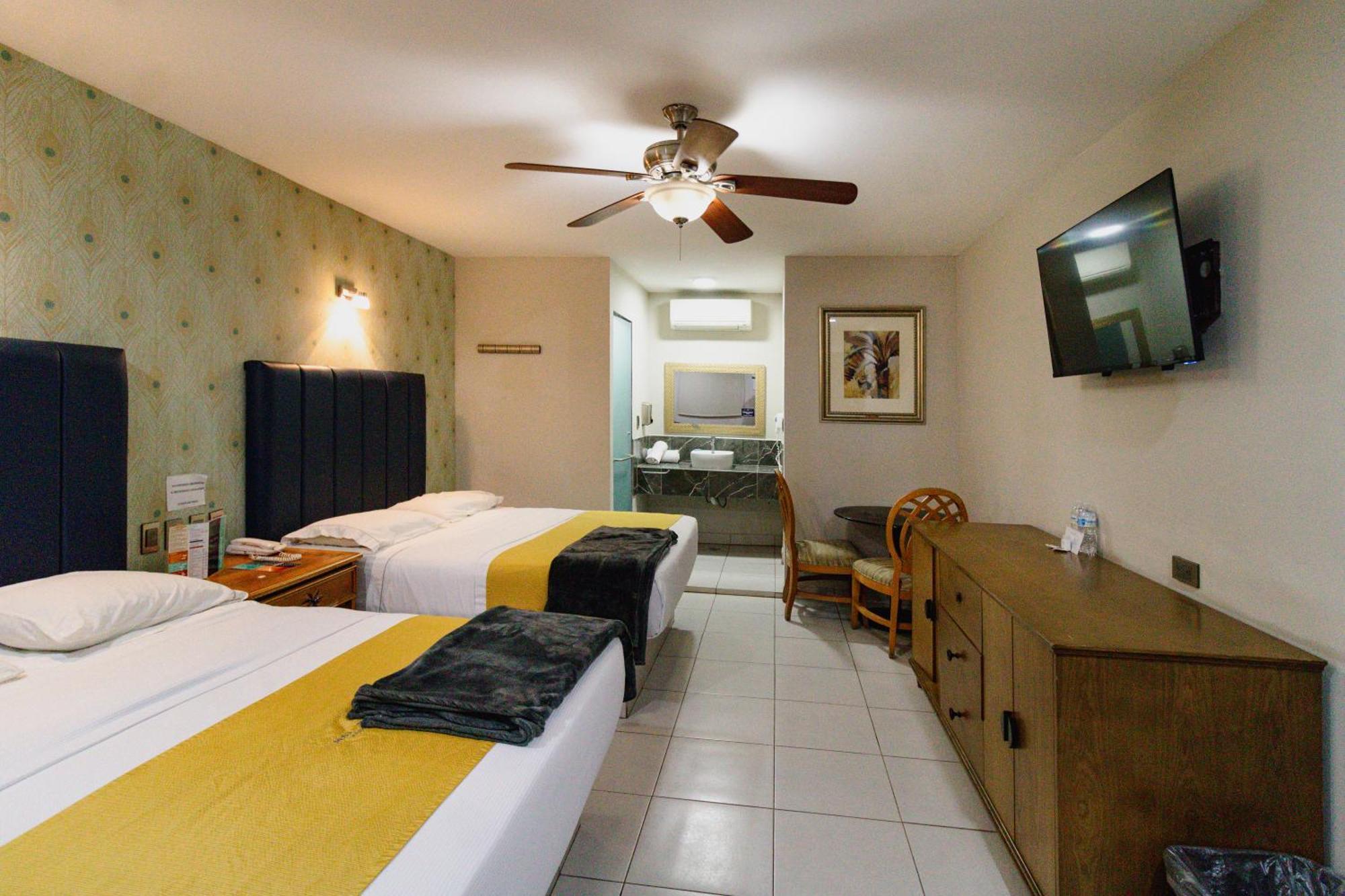 Hotel Maioris El Diez 쿨리아칸 외부 사진
